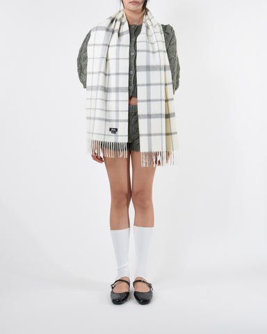 AW25